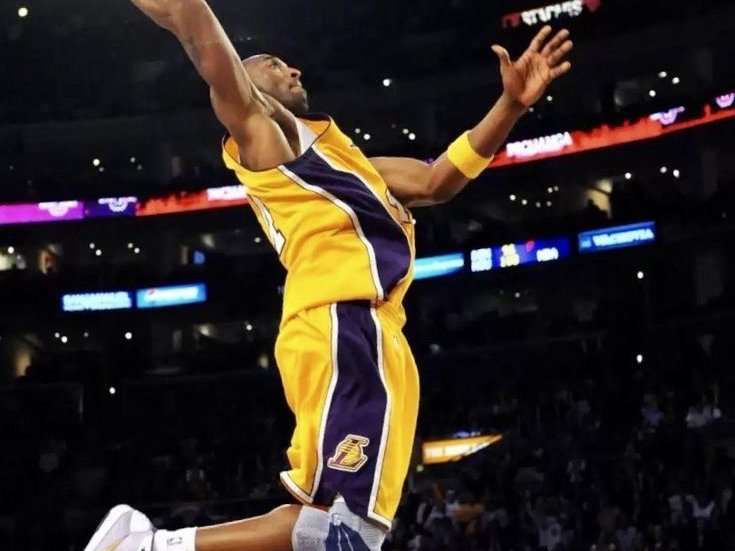 «Оклахома-Сити Тандер» разгромили «Лос-Анджелес Лейкерс» в матче НБА