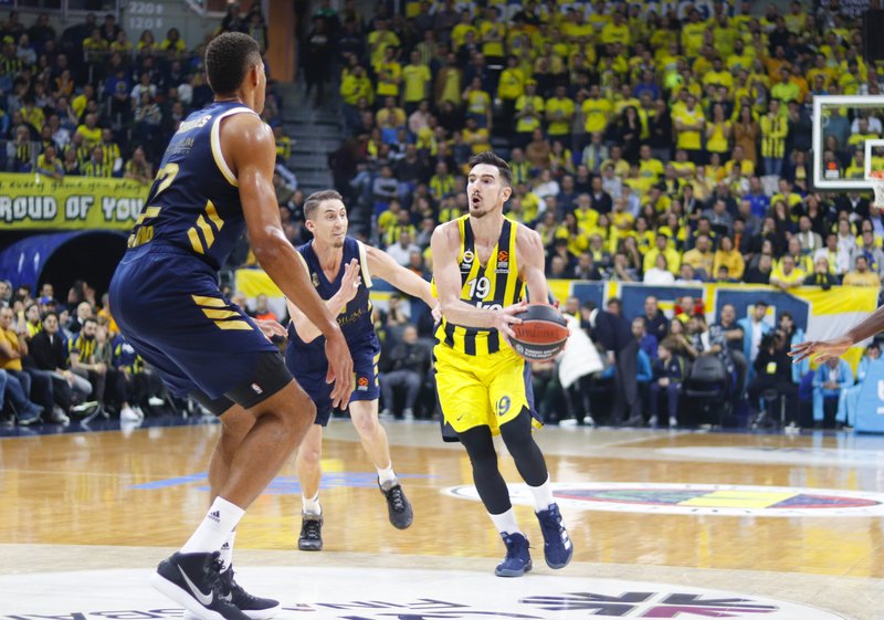 Де Коло завершает карьеру: легендарный защитник объявил о последнем сезоне